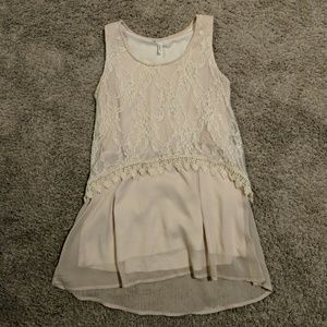 Lace Sleeveless Blouse